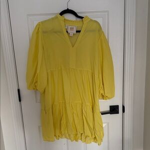 Chic Yellow V-Neck tiered puff sleeve dress